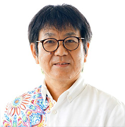銘苅 康弘